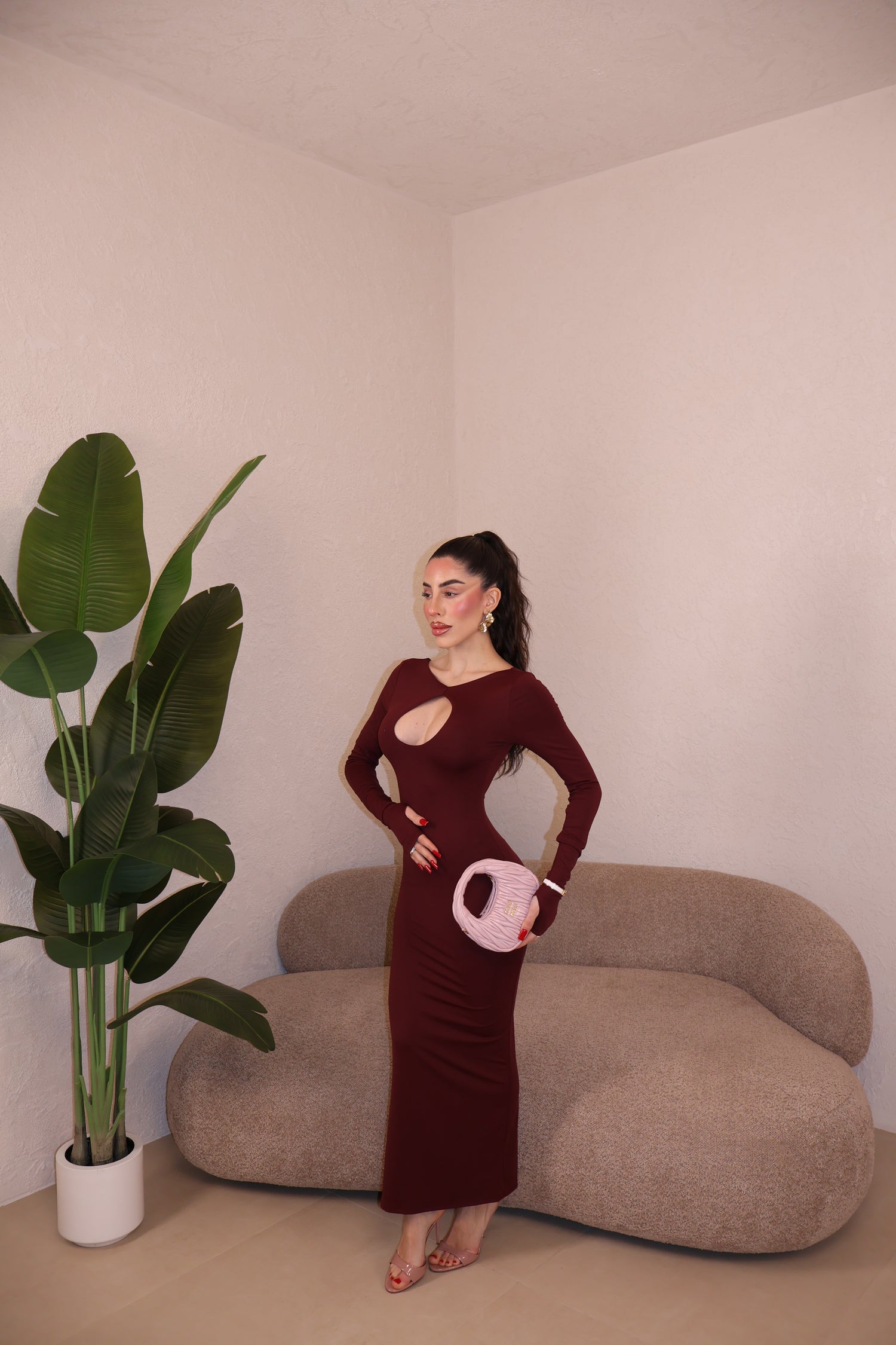 Abito Cut Out bordeaux