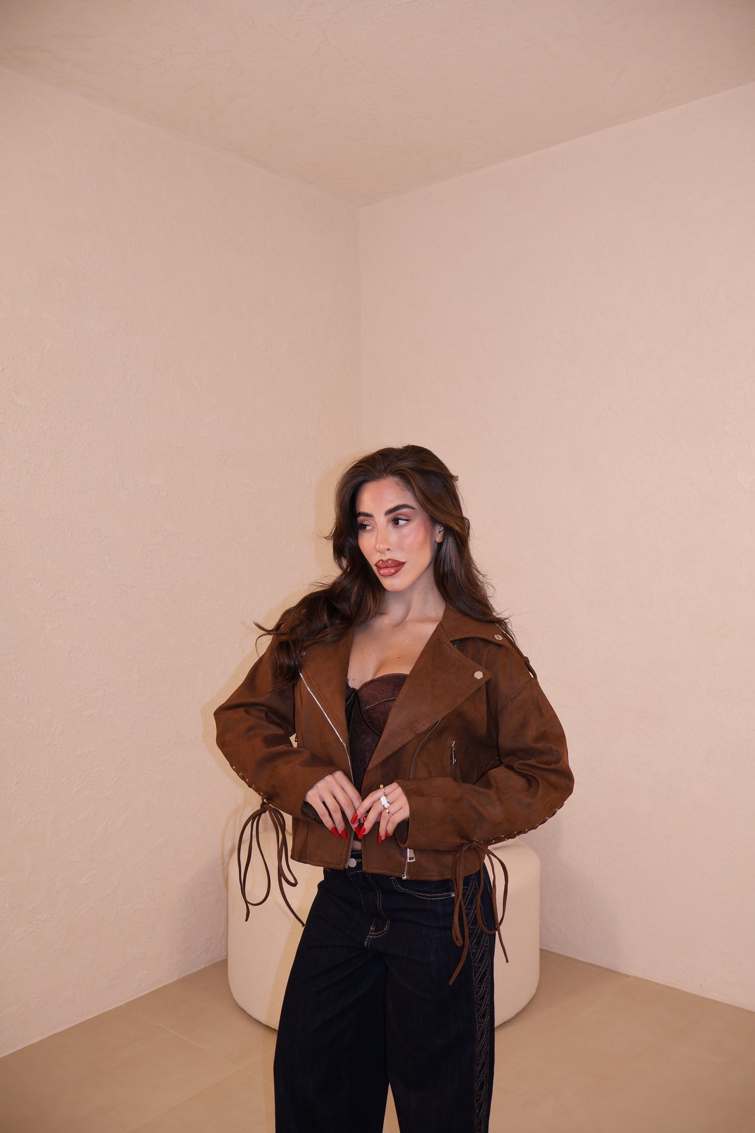 Chiodo Stringhe choco