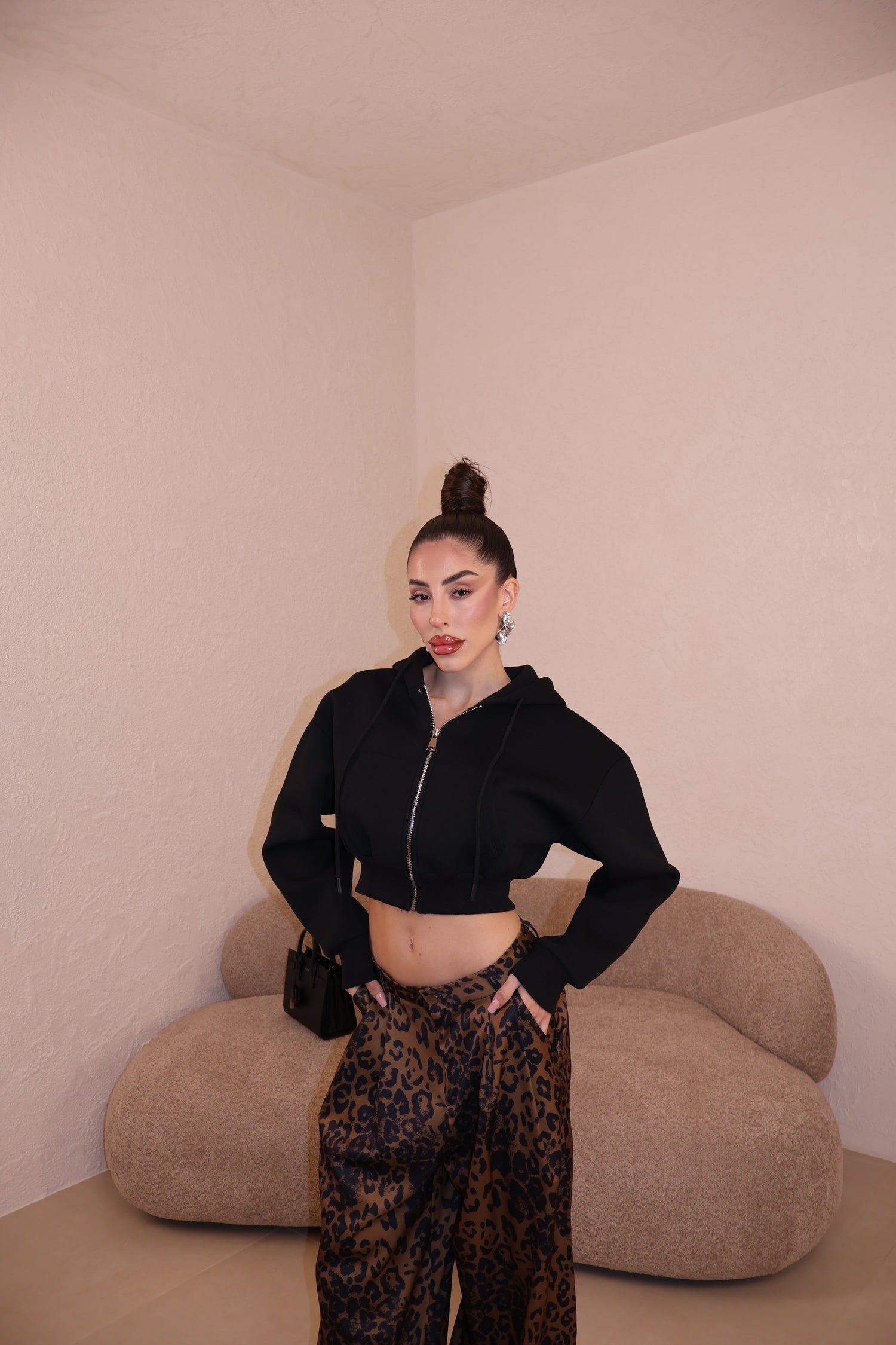 Felpa Crop black