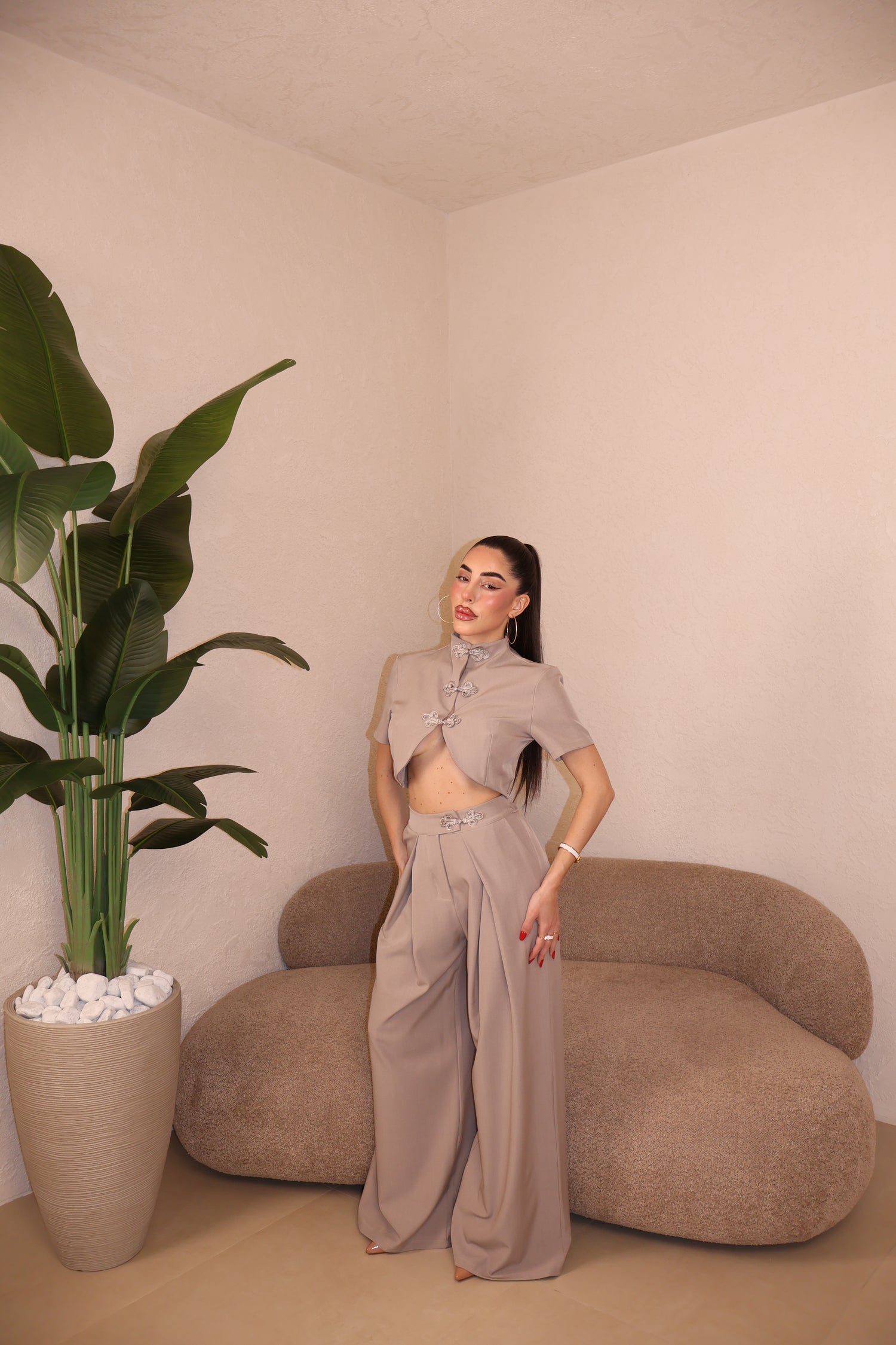 Tailleur Dayana fango