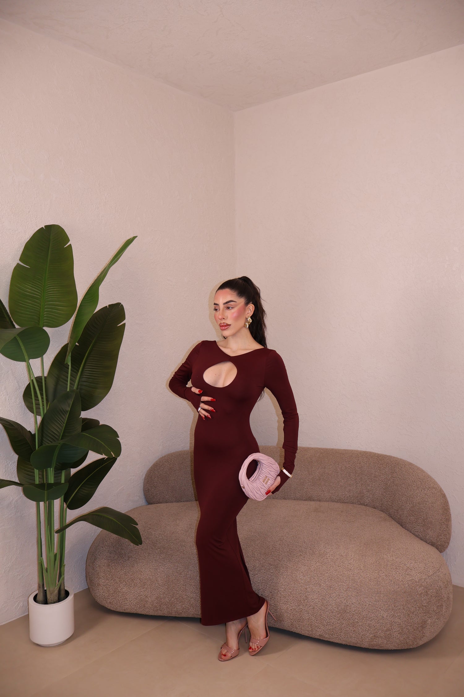 Abito Cut Out bordeaux