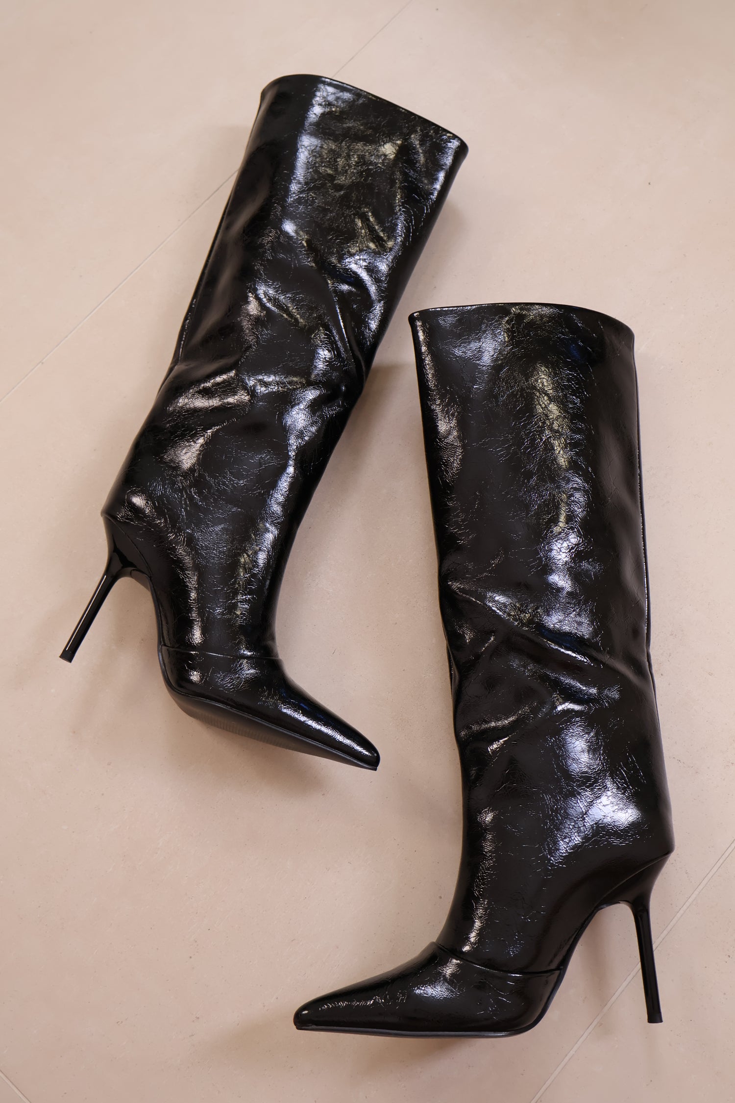 PRE/ORDER Stivali Evelyn black