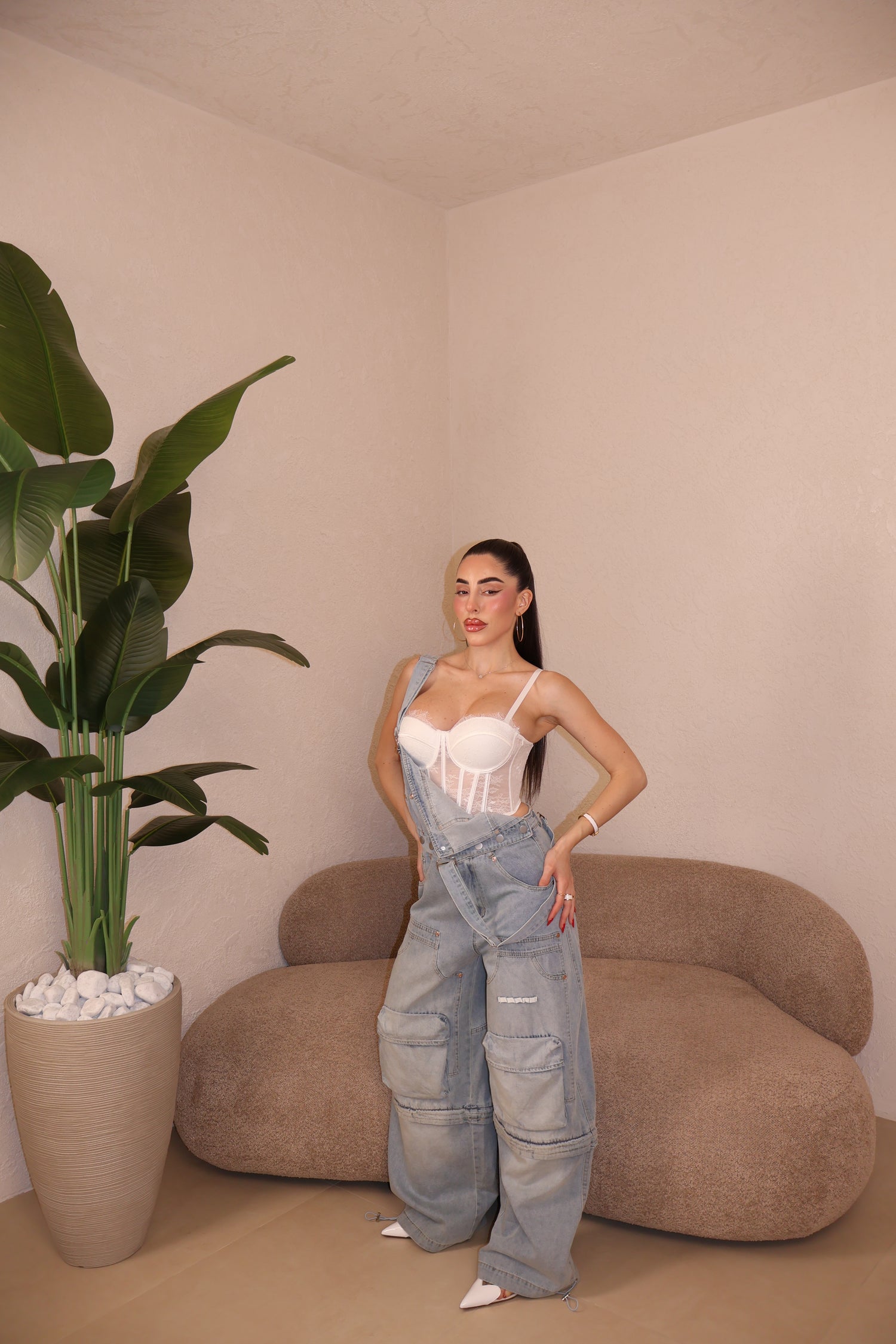 Salopette-Jeans-Bermuda chiaro