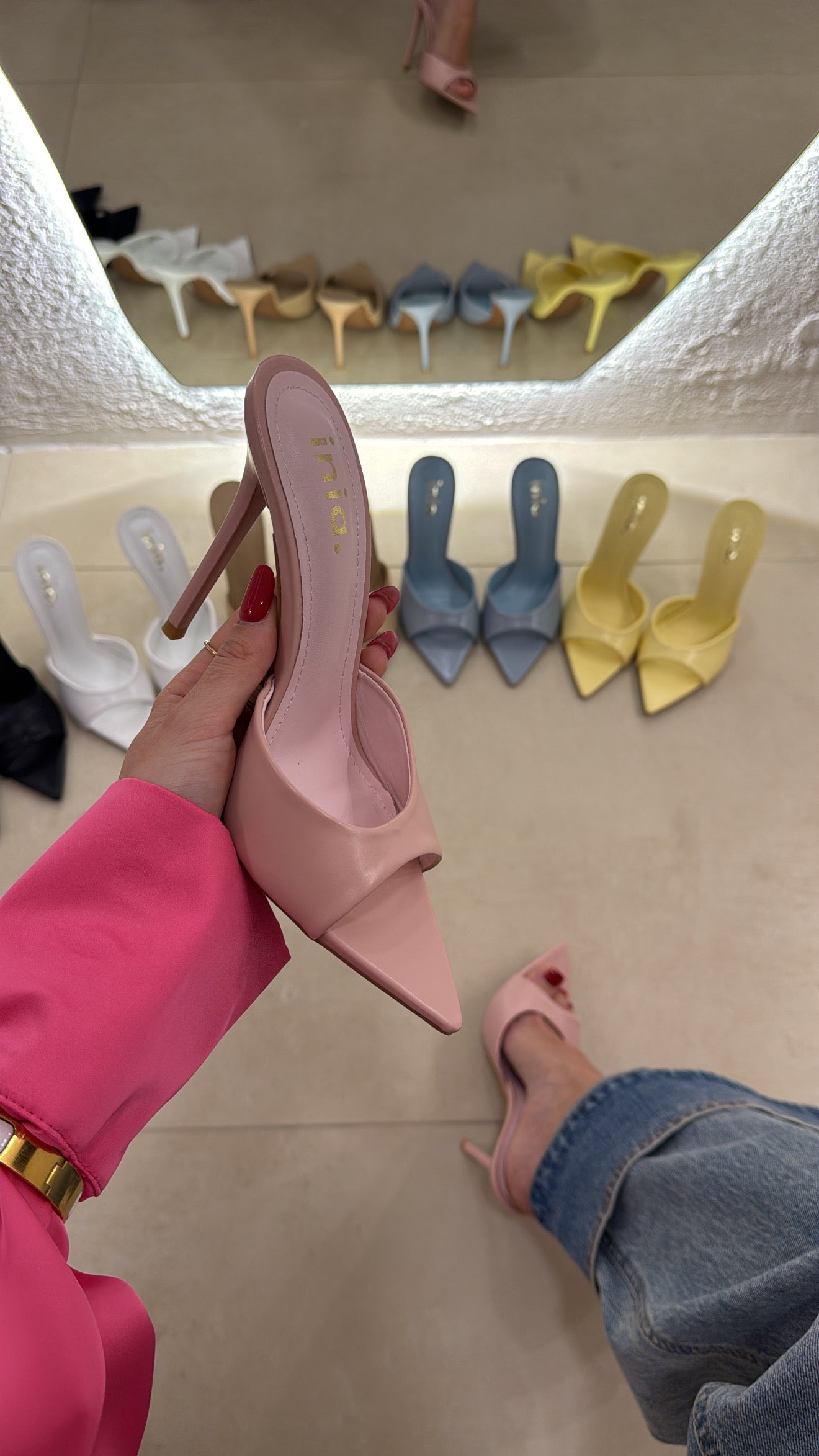 Mules Texas pink