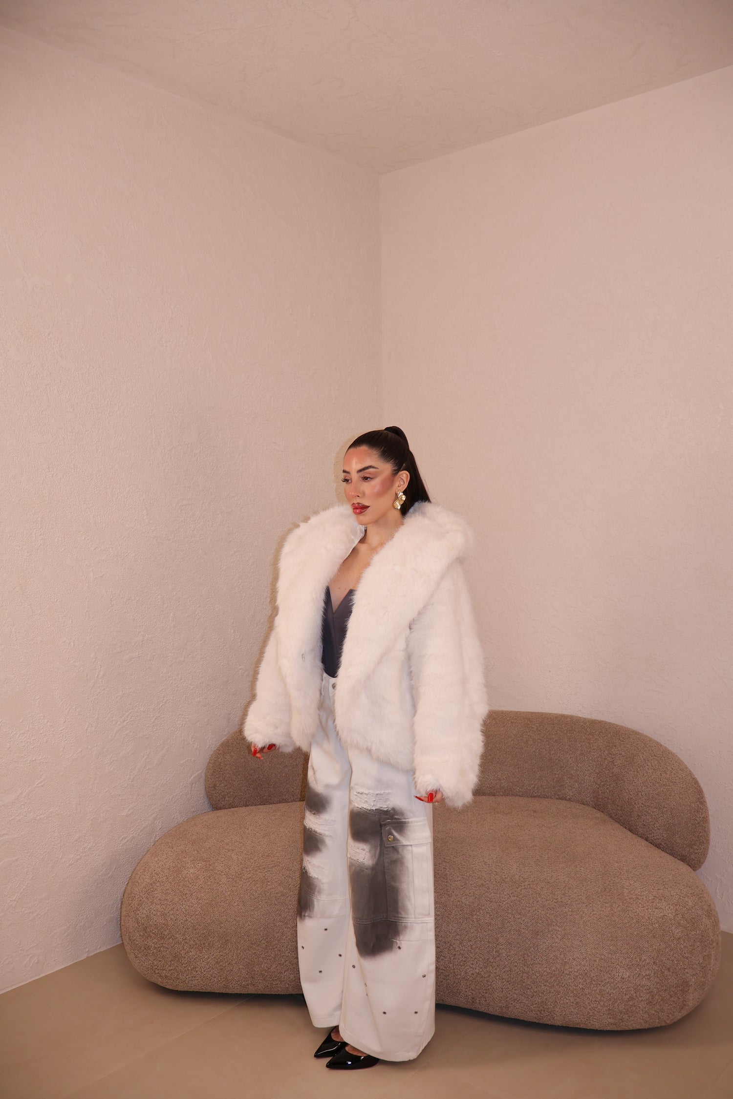 PRE-ORDER Pelliccia Roma white