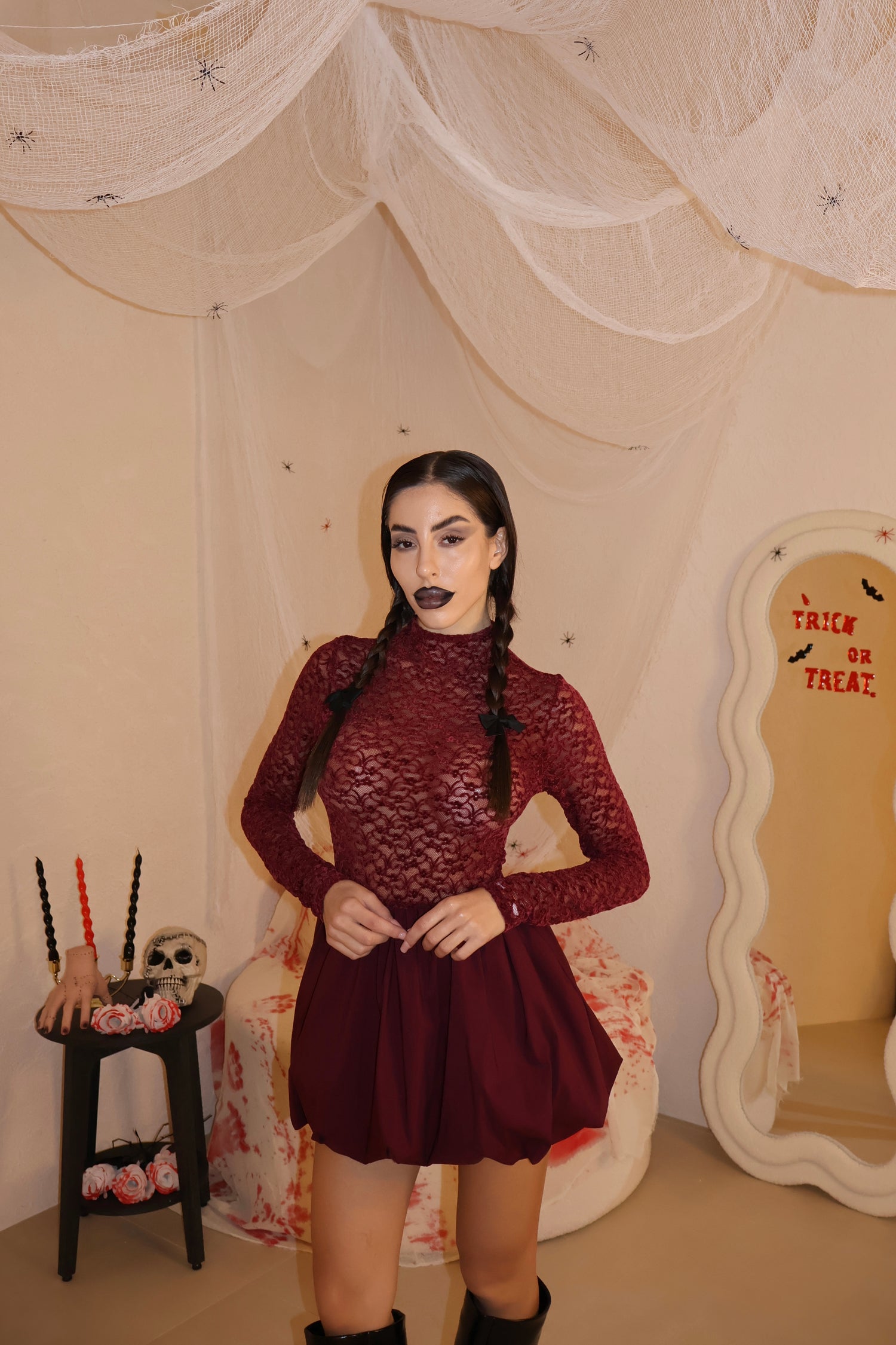 Abito Bella Pizzo bordeaux